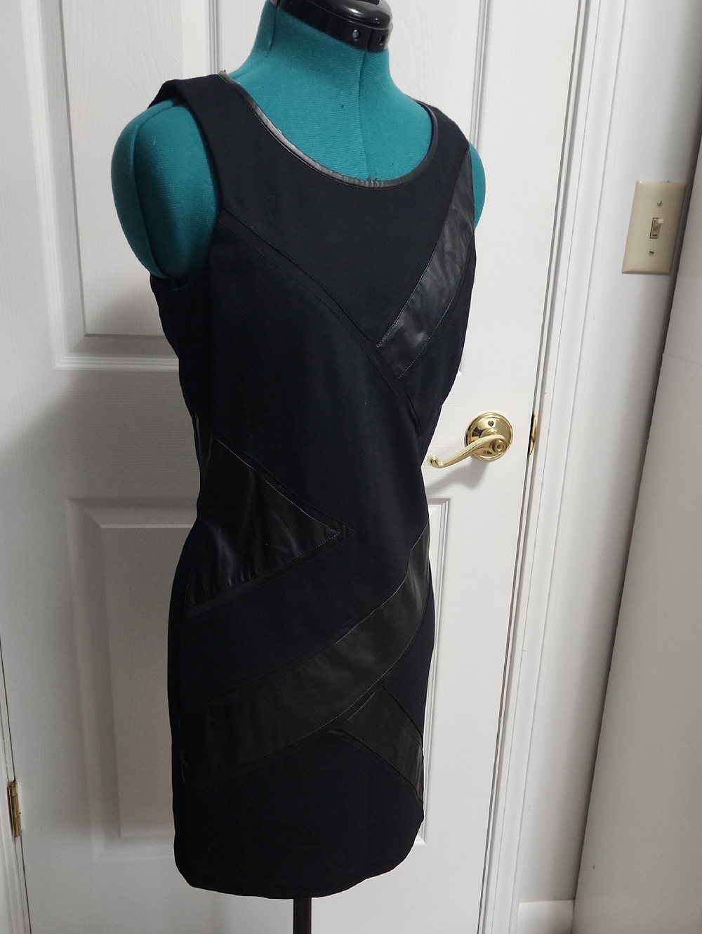 Peter Nygard Black Sleeveless Sheath Dress with Faux-Leather Panels